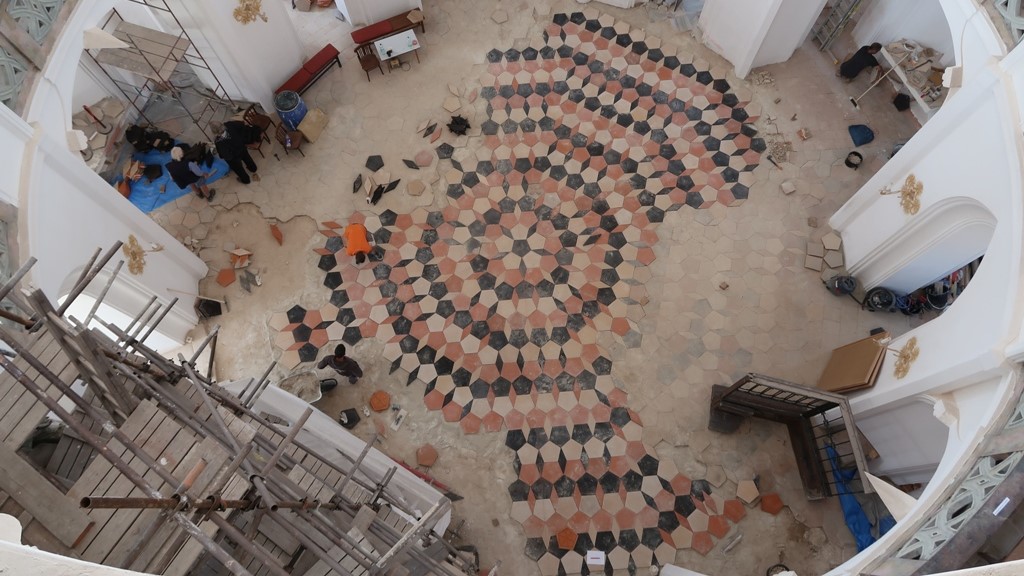 kostel na Zelené hoře dostal novou dlažbu z laboratoře