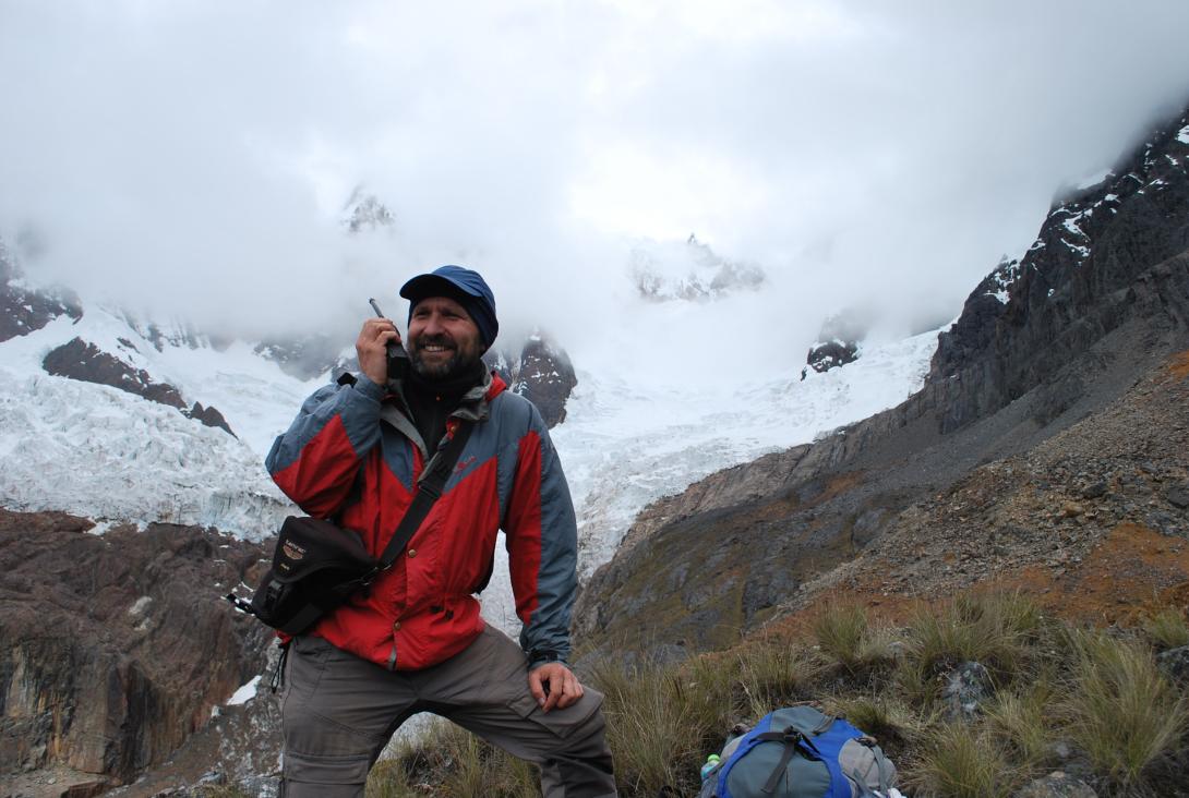 Geolog Jan Klimeš z Akademie věd u ledovce v Peru. Foto: archiv J. Klimeše